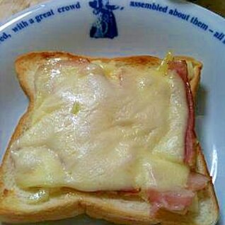 チーズ&ベーコン好きにお勧めの朝向けトースト
